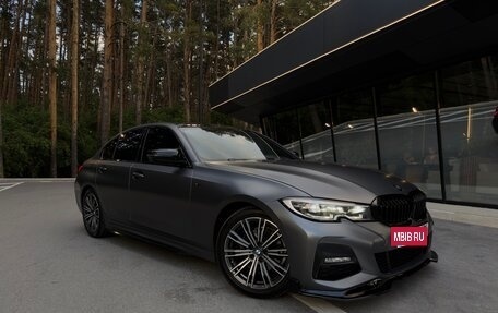BMW 3 серия, 2021 год, 4 500 000 рублей, 3 фотография