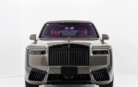 Rolls-Royce Cullinan, 2025 год, 49 700 000 рублей, 2 фотография