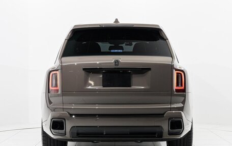 Rolls-Royce Cullinan, 2025 год, 49 700 000 рублей, 3 фотография