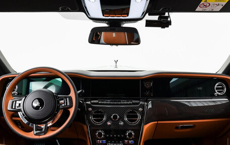 Rolls-Royce Cullinan, 2025 год, 49 700 000 рублей, 12 фотография