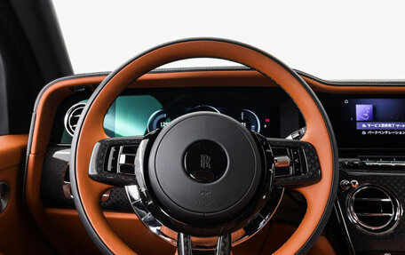 Rolls-Royce Cullinan, 2025 год, 49 700 000 рублей, 13 фотография