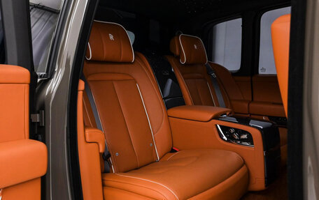 Rolls-Royce Cullinan, 2025 год, 49 700 000 рублей, 17 фотография