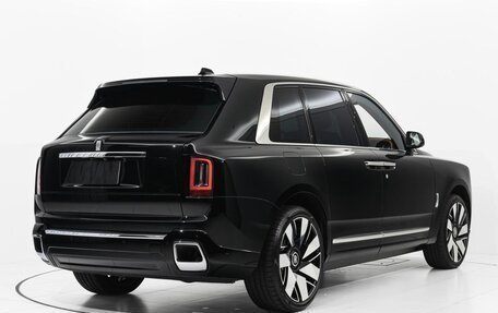 Rolls-Royce Cullinan, 2026 год, 44 200 000 рублей, 6 фотография