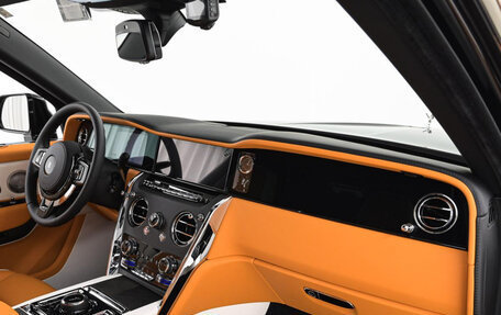 Rolls-Royce Cullinan, 2026 год, 44 200 000 рублей, 13 фотография