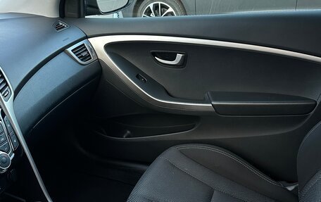 Hyundai i30 II рестайлинг, 2013 год, 980 000 рублей, 11 фотография