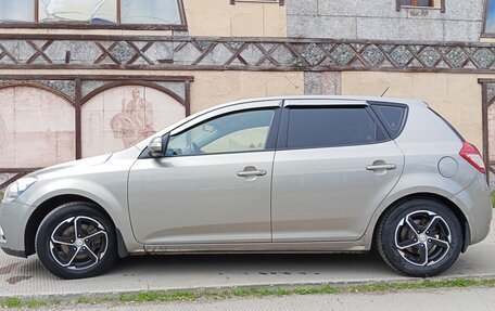 KIA cee'd I рестайлинг, 2010 год, 720 000 рублей, 6 фотография