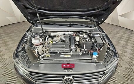 Volkswagen Passat B8 рестайлинг, 2020 год, 2 275 000 рублей, 11 фотография