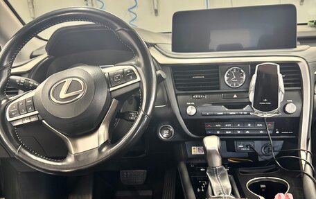 Lexus RX IV рестайлинг, 2019 год, 5 300 000 рублей, 12 фотография