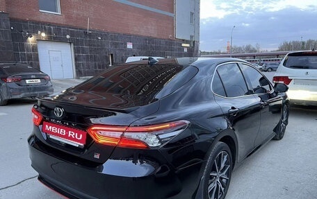 Toyota Camry, 2021 год, 3 600 000 рублей, 3 фотография