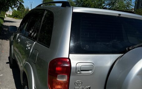 Toyota RAV4, 2002 год, 650 000 рублей, 5 фотография