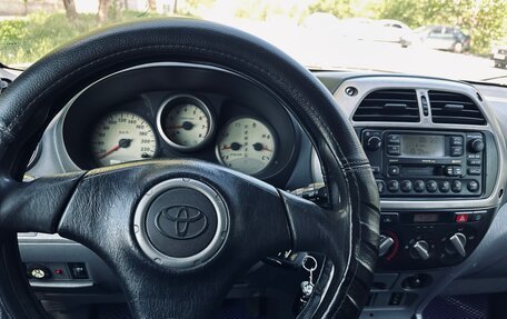 Toyota RAV4, 2002 год, 650 000 рублей, 11 фотография