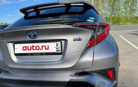 Toyota C-HR I рестайлинг, 2017 год, 1 750 000 рублей, 7 фотография