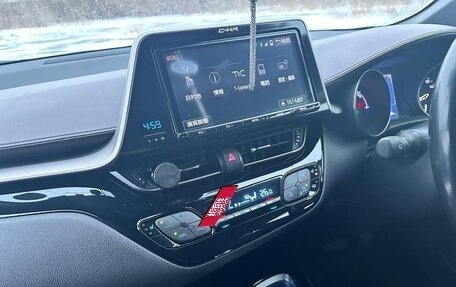 Toyota C-HR I рестайлинг, 2017 год, 1 750 000 рублей, 20 фотография