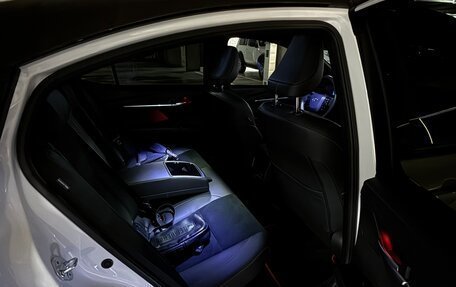 Toyota Camry, 2024 год, 3 950 000 рублей, 13 фотография