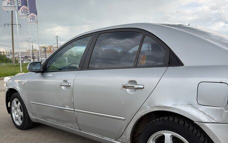 Hyundai Sonata VI, 2005 год, 295 000 рублей, 16 фотография