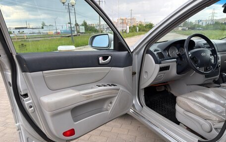 Hyundai Sonata VI, 2005 год, 295 000 рублей, 24 фотография