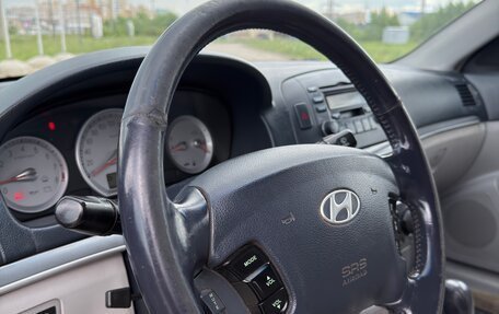 Hyundai Sonata VI, 2005 год, 295 000 рублей, 39 фотография