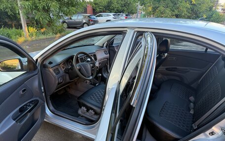 KIA Rio II, 2006 год, 600 000 рублей, 11 фотография