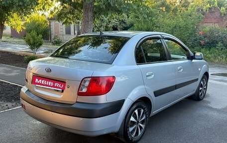 KIA Rio II, 2006 год, 600 000 рублей, 6 фотография