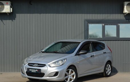 Hyundai Solaris II рестайлинг, 2013 год, 729 999 рублей, 2 фотография
