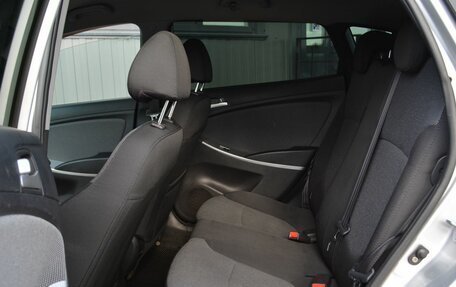 Hyundai Solaris II рестайлинг, 2013 год, 729 999 рублей, 18 фотография