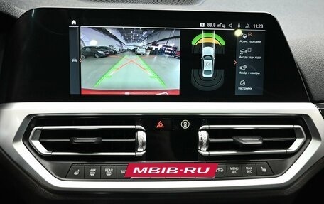 BMW 3 серия, 2020 год, 2 990 000 рублей, 18 фотография