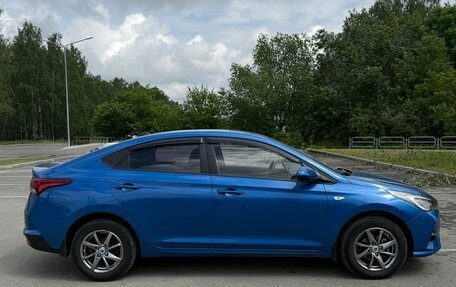 Hyundai Solaris II рестайлинг, 2021 год, 1 430 000 рублей, 4 фотография