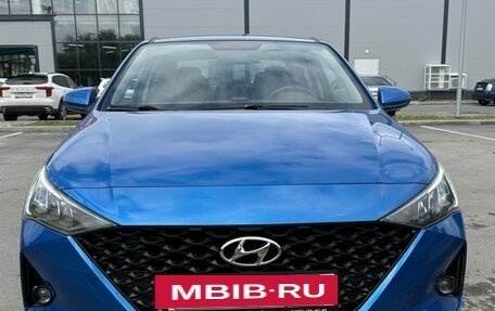 Hyundai Solaris II рестайлинг, 2021 год, 1 430 000 рублей, 2 фотография