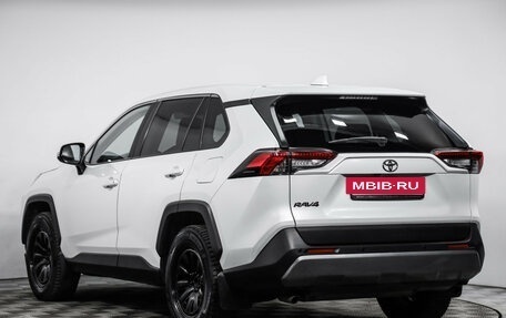 Toyota RAV4, 2022 год, 2 989 000 рублей, 8 фотография