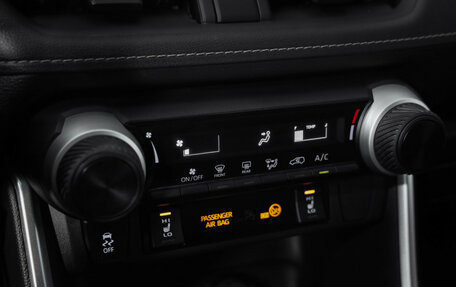 Toyota RAV4, 2022 год, 2 989 000 рублей, 16 фотография