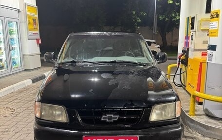 Chevrolet Blazer II рестайлинг, 1998 год, 300 000 рублей, 1 фотография