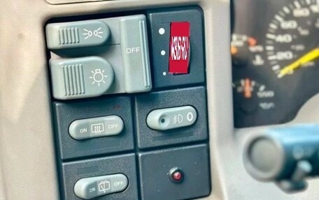 Chevrolet Blazer II рестайлинг, 1998 год, 280 000 рублей, 24 фотография