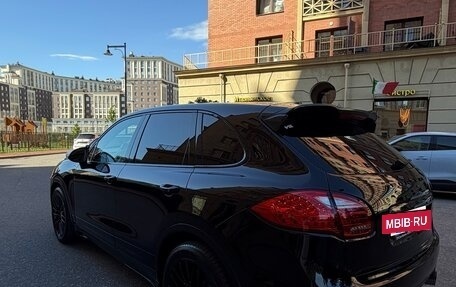 Porsche Cayenne III, 2011 год, 2 650 000 рублей, 2 фотография