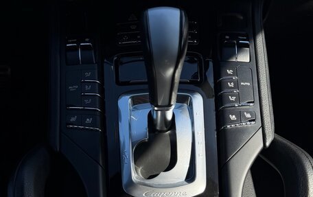 Porsche Cayenne III, 2011 год, 2 650 000 рублей, 11 фотография