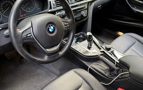 BMW 3 серия, 2017 год, 1 630 000 рублей, 12 фотография