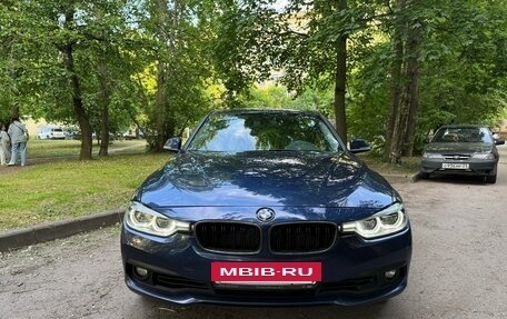 BMW 3 серия, 2017 год, 1 630 000 рублей, 10 фотография