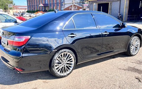 Toyota Camry, 2017 год, 2 650 000 рублей, 3 фотография