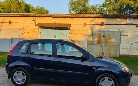 Ford Fiesta, 2006 год, 450 000 рублей, 4 фотография
