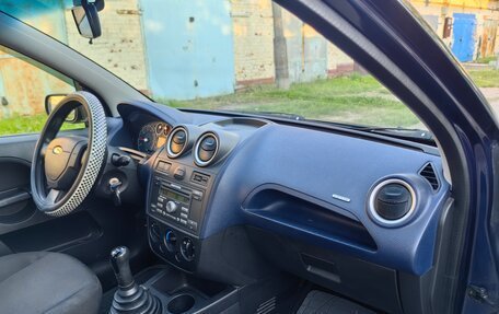 Ford Fiesta, 2006 год, 450 000 рублей, 5 фотография