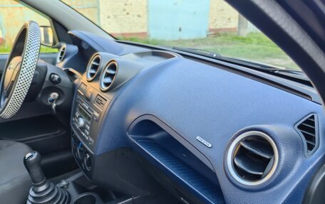 Ford Fiesta, 2006 год, 450 000 рублей, 10 фотография
