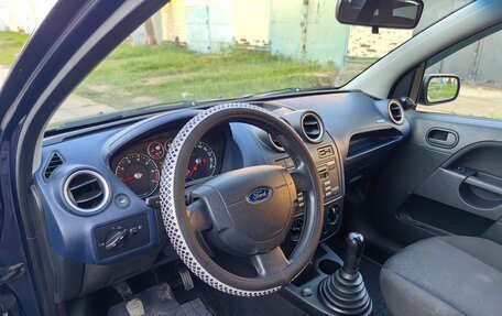 Ford Fiesta, 2006 год, 450 000 рублей, 21 фотография