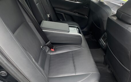 Toyota Camry, 2025 год, 5 000 000 рублей, 13 фотография