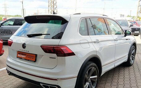 Volkswagen Tiguan II, 2021 год, 3 600 000 рублей, 4 фотография