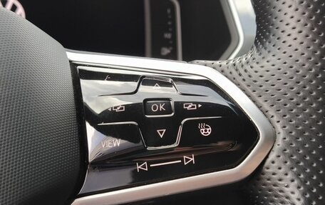 Volkswagen Tiguan II, 2021 год, 3 600 000 рублей, 13 фотография