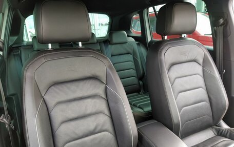Volkswagen Tiguan II, 2021 год, 3 600 000 рублей, 20 фотография