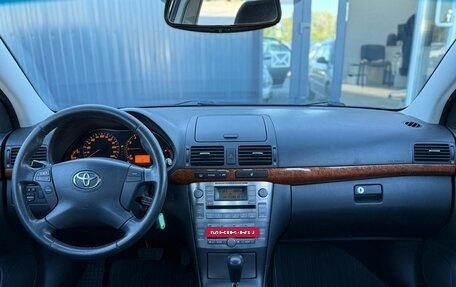 Toyota Avensis III рестайлинг, 2006 год, 1 130 000 рублей, 14 фотография