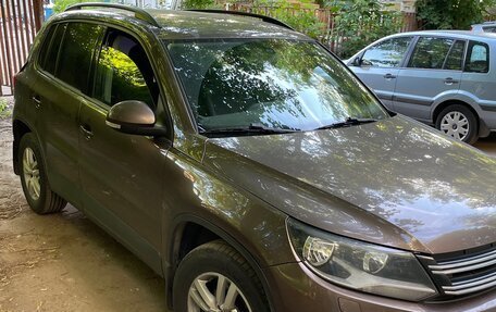 Volkswagen Tiguan I, 2014 год, 1 000 000 рублей, 1 фотография