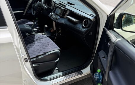 Toyota RAV4, 2014 год, 2 200 000 рублей, 11 фотография