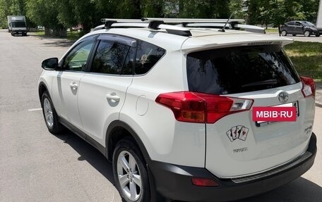 Toyota RAV4, 2014 год, 2 200 000 рублей, 8 фотография