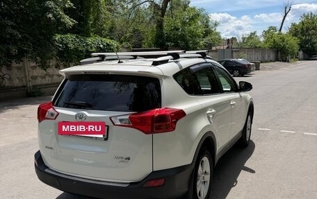 Toyota RAV4, 2014 год, 2 200 000 рублей, 7 фотография